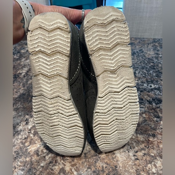 Women’s OTBT shoes - Picture 7 of 7